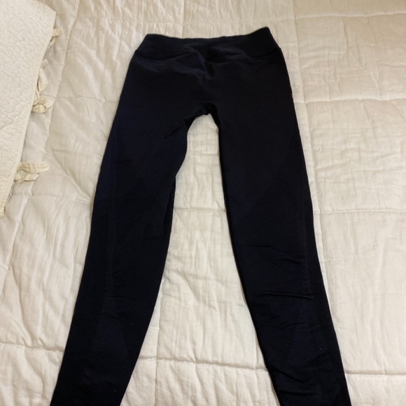 Lululemon leggings - Picture 4 of 6
